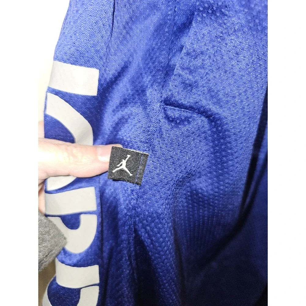 Nike Retro Air Michael Jordan Silky Basketball Shorts Size Large